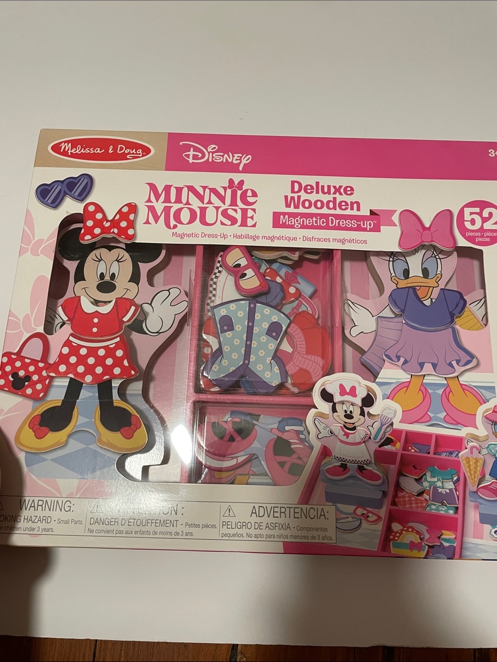 Melissa & Doug Disney Minnie Mouse Deluxe Wooden Magnetic Dress-Up Toy 52 pieces